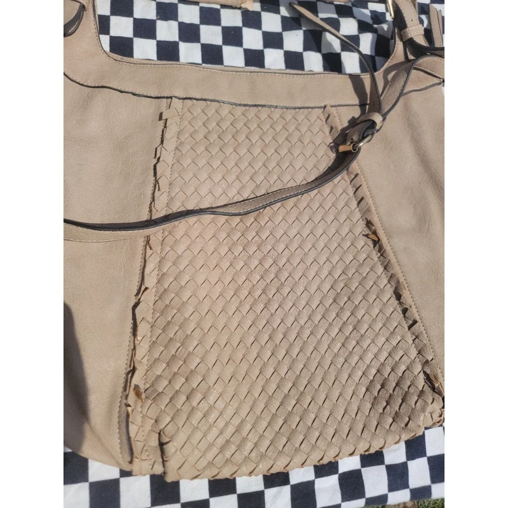 Urban Expressions Beige Woven Hobo Shoulder Bag‎ Blue Damask Back AS IS
